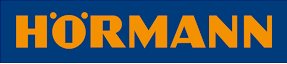Logo orange Hörmann sur rectangle bleu, représentant l'un des 10 premiers fabricants mondiaux de portes.